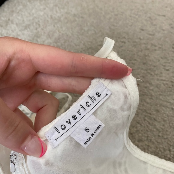 LoveRichie, White Lace Romper, Size Smallq - Picture 3 of 3